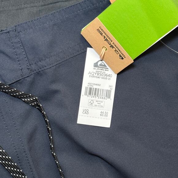 Quiksilver Everyday Solid 20" Board Shorts Navy Size 32 NWT - Picture 6 of 8